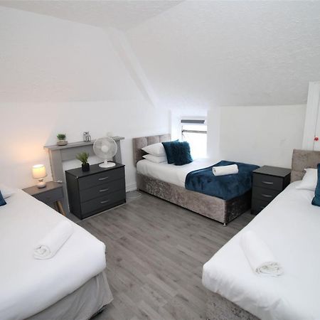 Free Local Parking - Fast Wifi - Sleeps 10 Guests By Property Promise Cardiff Ngoại thất bức ảnh