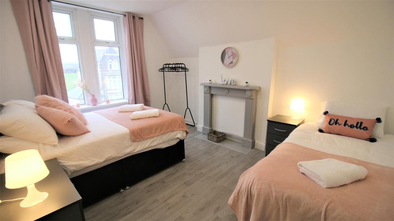 Free Local Parking - Fast Wifi - Sleeps 10 Guests By Property Promise Cardiff Ngoại thất bức ảnh