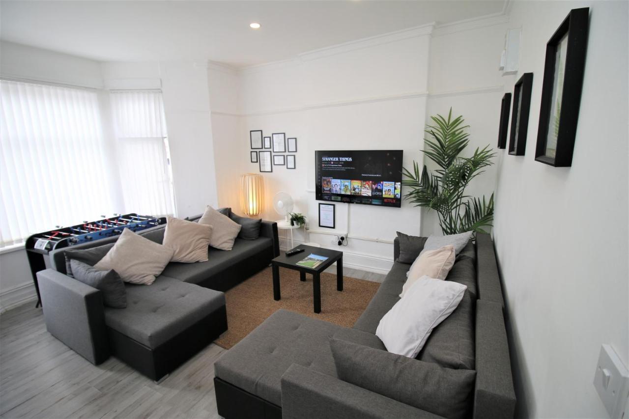 Free Local Parking - Fast Wifi - Sleeps 10 Guests By Property Promise Cardiff Ngoại thất bức ảnh