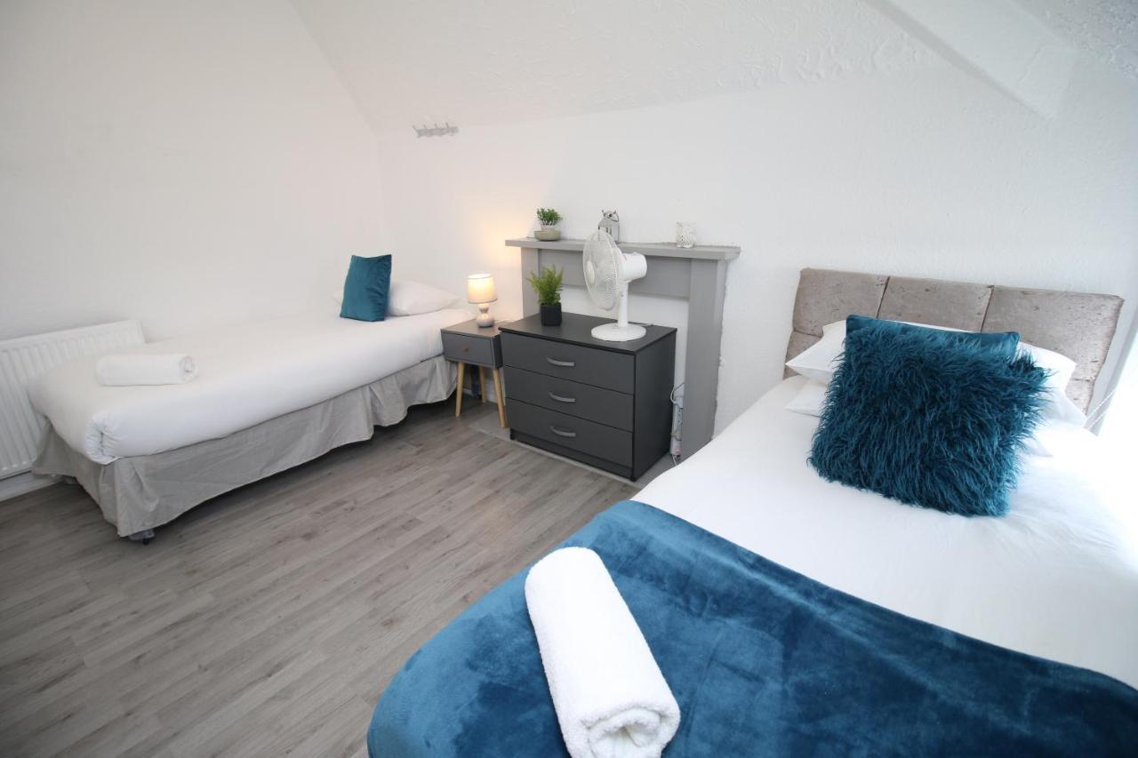 Free Local Parking - Fast Wifi - Sleeps 10 Guests By Property Promise Cardiff Ngoại thất bức ảnh